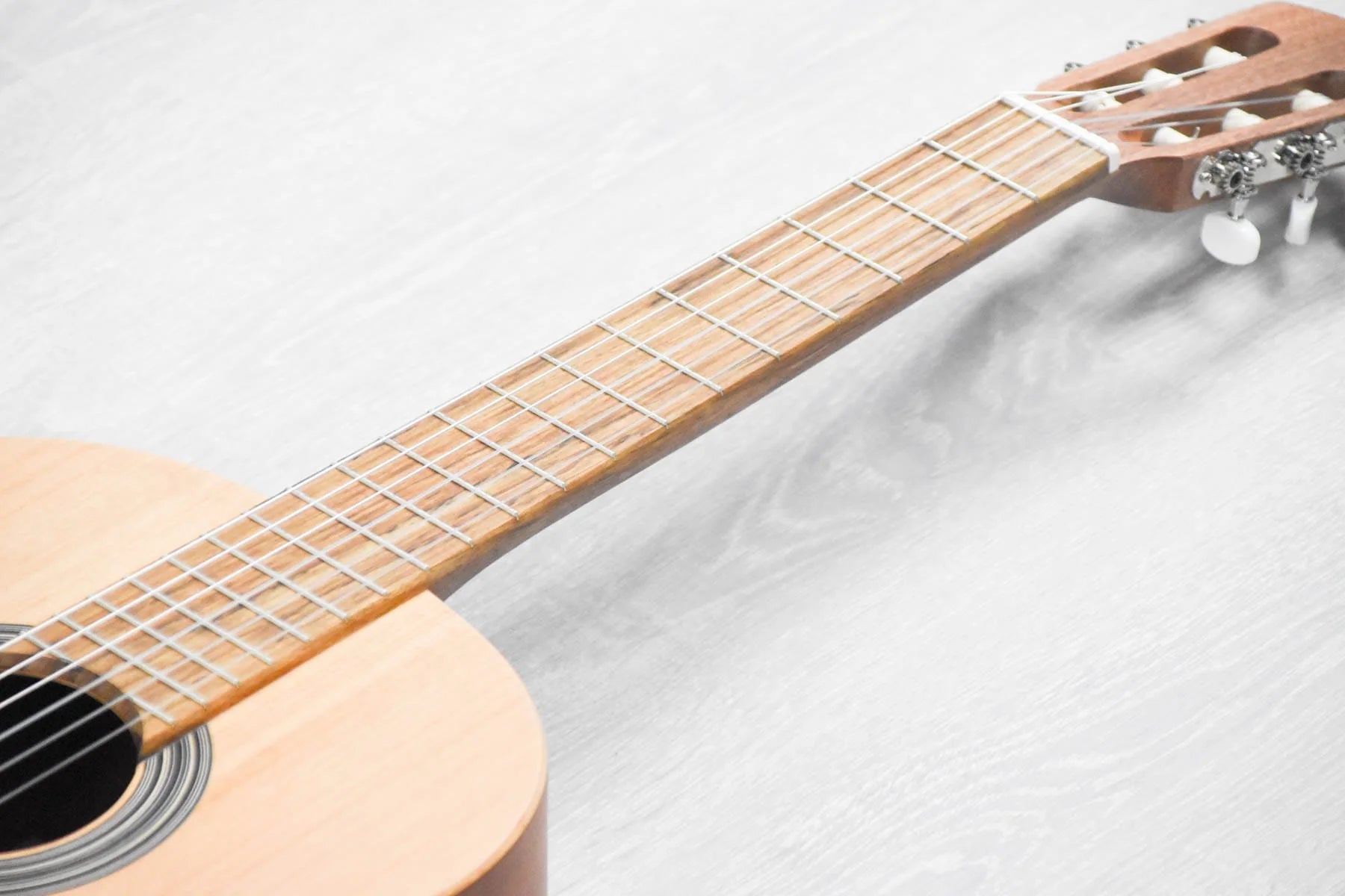 ALHAMBRA LAQANT COLLEGE 2  CLASSIC GUITAR